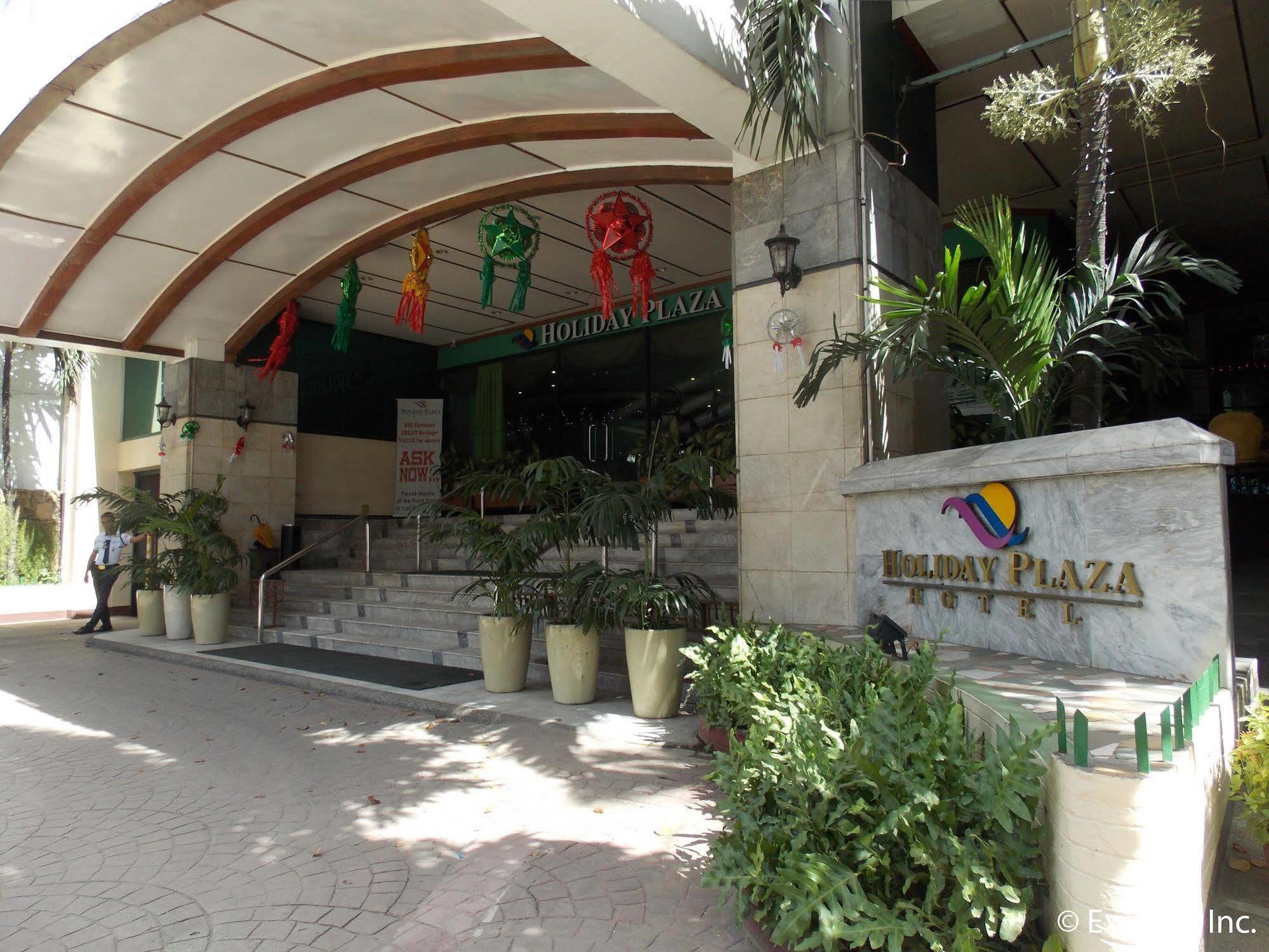 Holiday Plaza Hotel Cebu Bagian luar foto