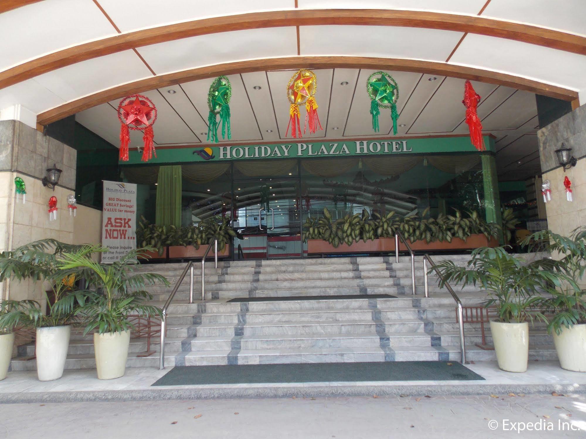 Holiday Plaza Hotel Cebu Bagian luar foto